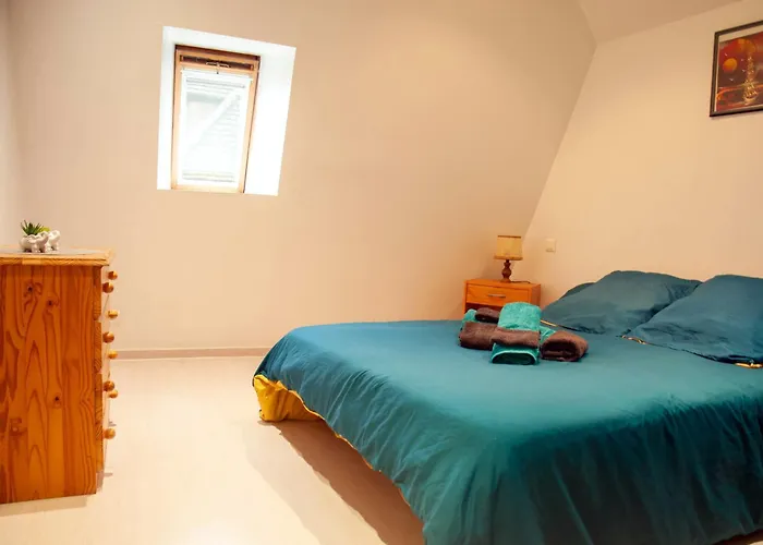 Maison De Village A *